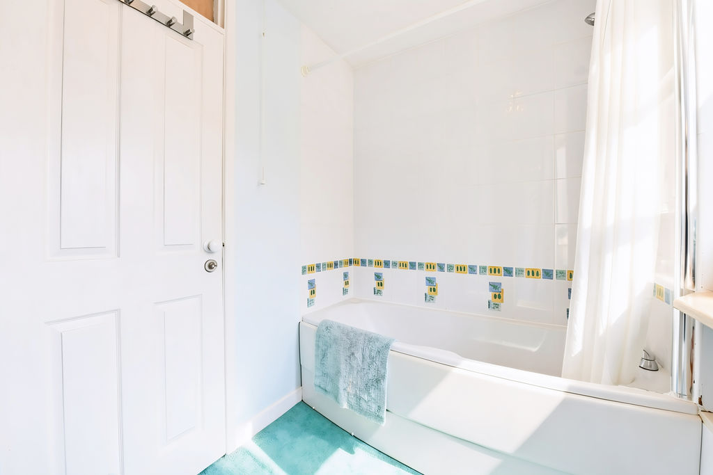 Bathroom- click for photo gallery